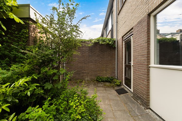 Medium property photo - Domela Nieuwenhuisstraat 14, 3354 AE Papendrecht